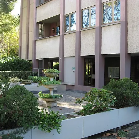 ホームステイ Serena ボローニャ